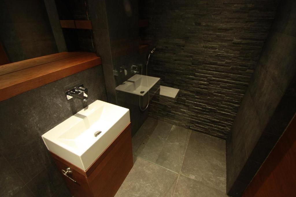 Modern & Resto Apartments Красков Екстериор снимка