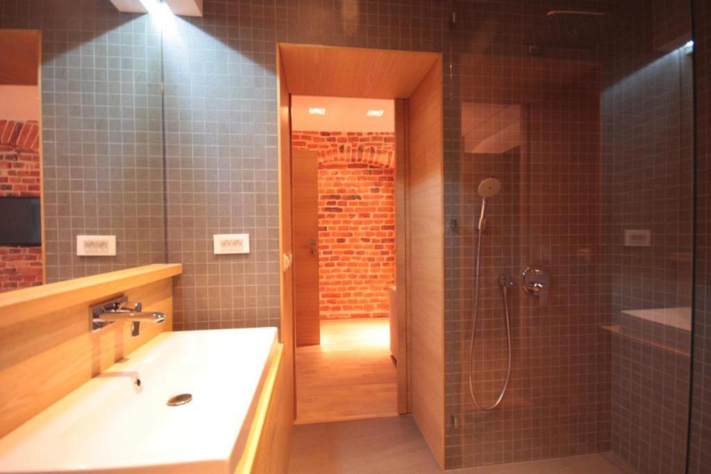 Modern & Resto Apartments Красков Екстериор снимка